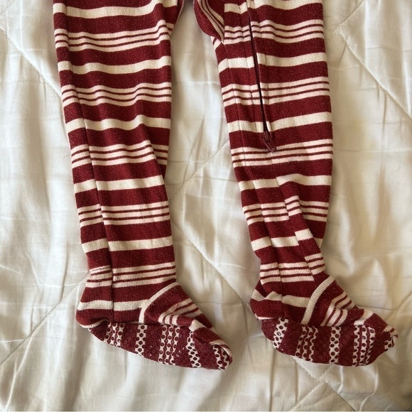 Set of Two Little Co by Lauren Conrad Holiday Zip Up Footie Pajama Size 18 Month - Picture 4 of 16